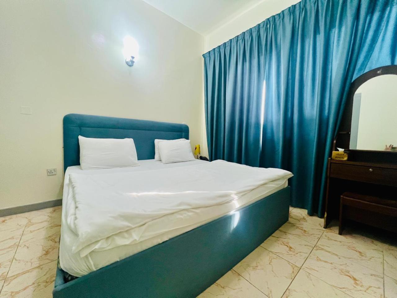Sky Hotel Apartments Dubai Ngoại thất bức ảnh