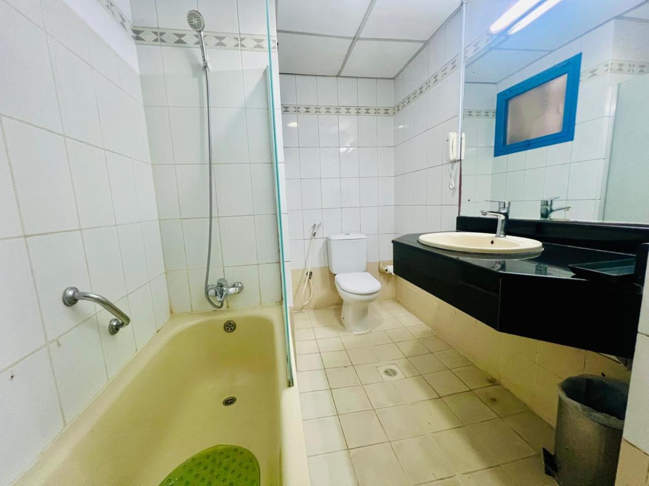 Sky Hotel Apartments Dubai Ngoại thất bức ảnh