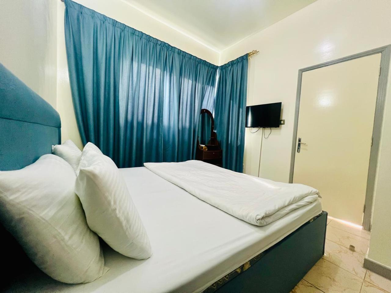 Sky Hotel Apartments Dubai Ngoại thất bức ảnh