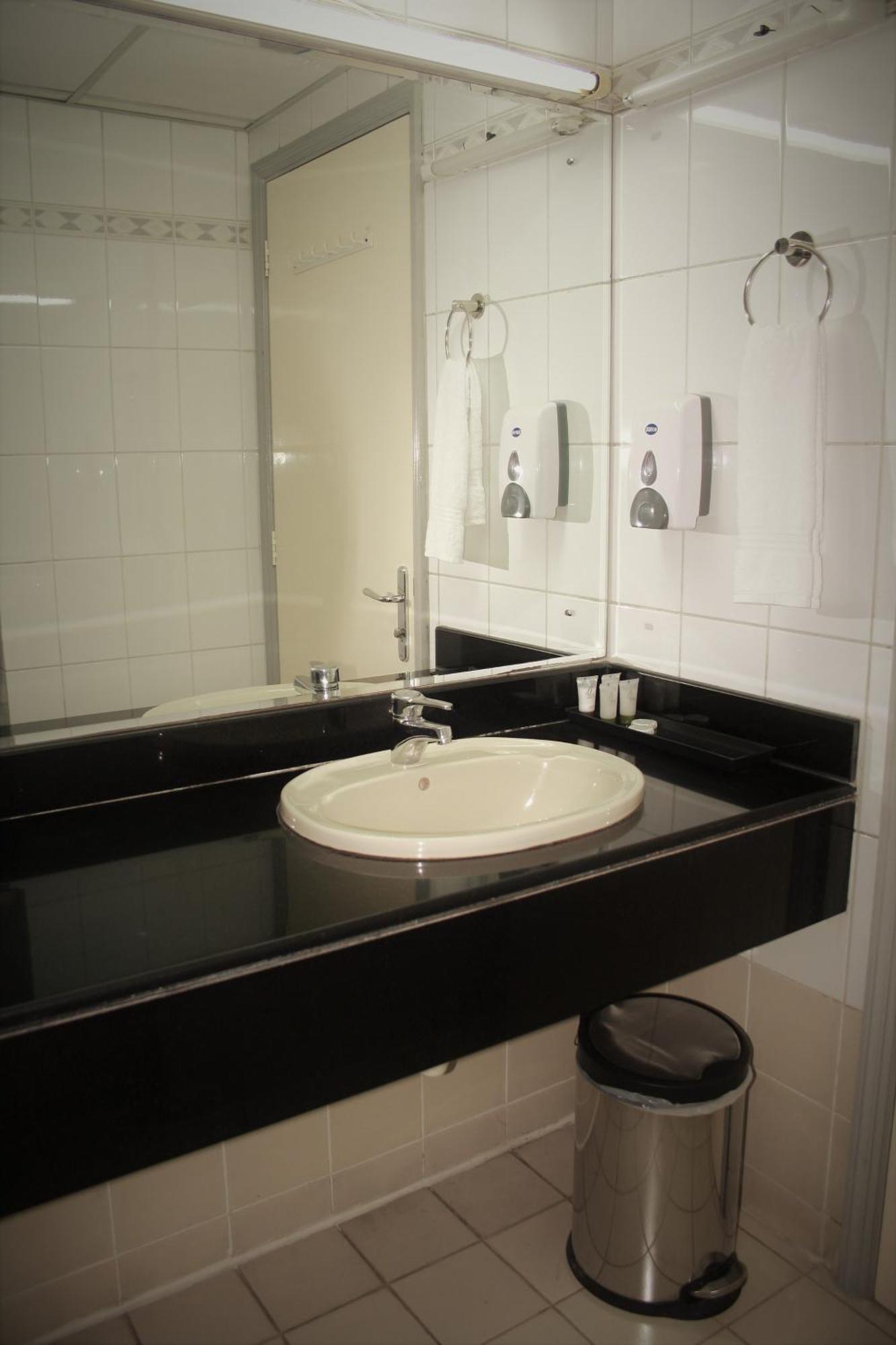 Sky Hotel Apartments Dubai Ngoại thất bức ảnh